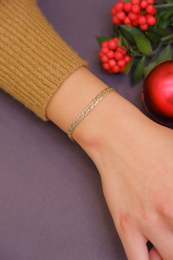 Örgü form zincir bileklik