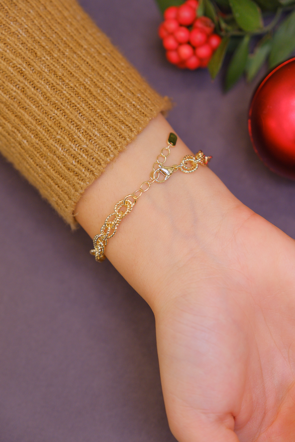 Örgü su yolu zincir bileklik