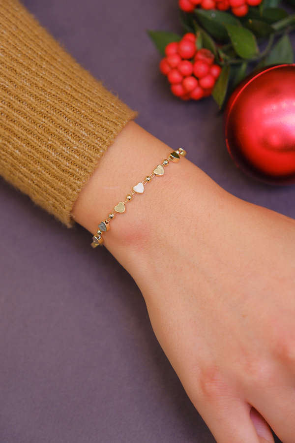 Kalp figürlü ince bileklik