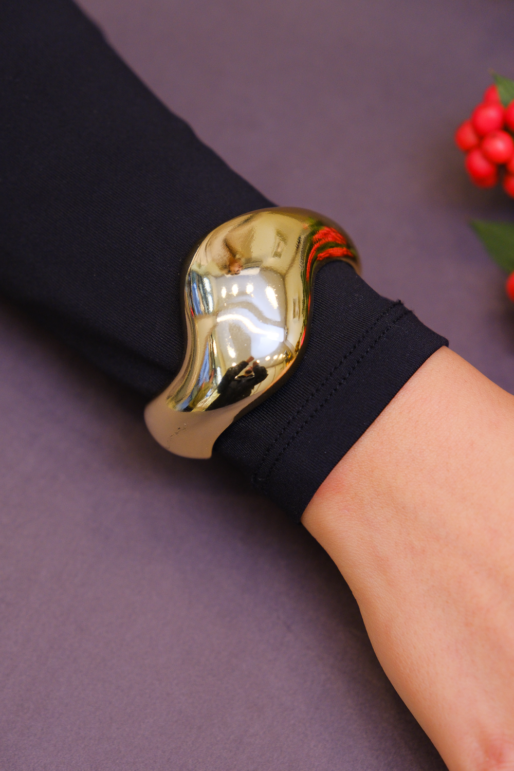 akış form gold kelepçe bileklik