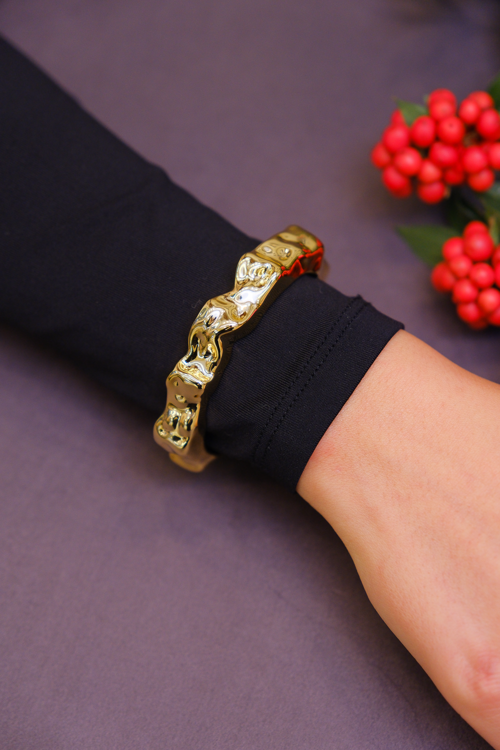 organik dokulu gold kelepçe